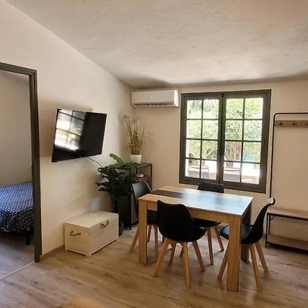 Larimar Etablissement- 200 M De La Apartment Sainte-Maxime