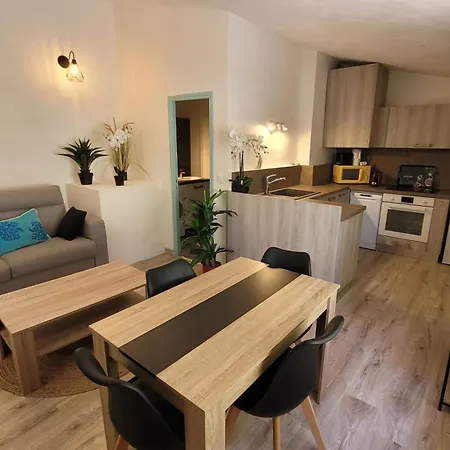 Larimar Etablissement- 200 M De La Апартаменты *